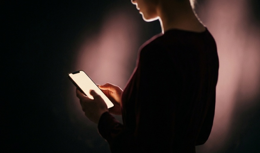 Inteligencia Artificial y Sexualidad: ¿Puede un Bot Mejorar Tu Vida Íntima?